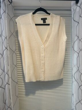 Rachel Zoe Cream V-Neck Button-Front Knit Sweater Vest large